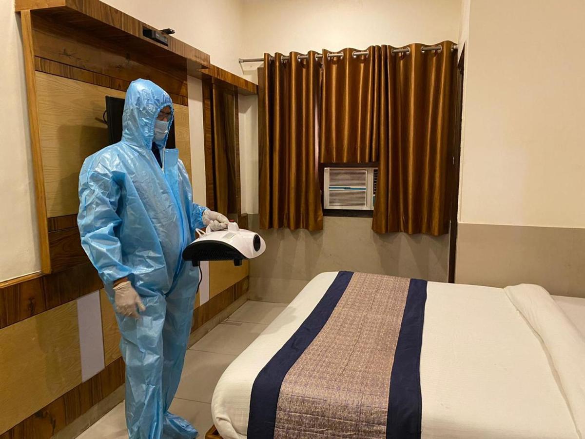 Hotel Glow Inn Paharganj-3 Mins Walk From New Delhi Railway Station Exterior photo