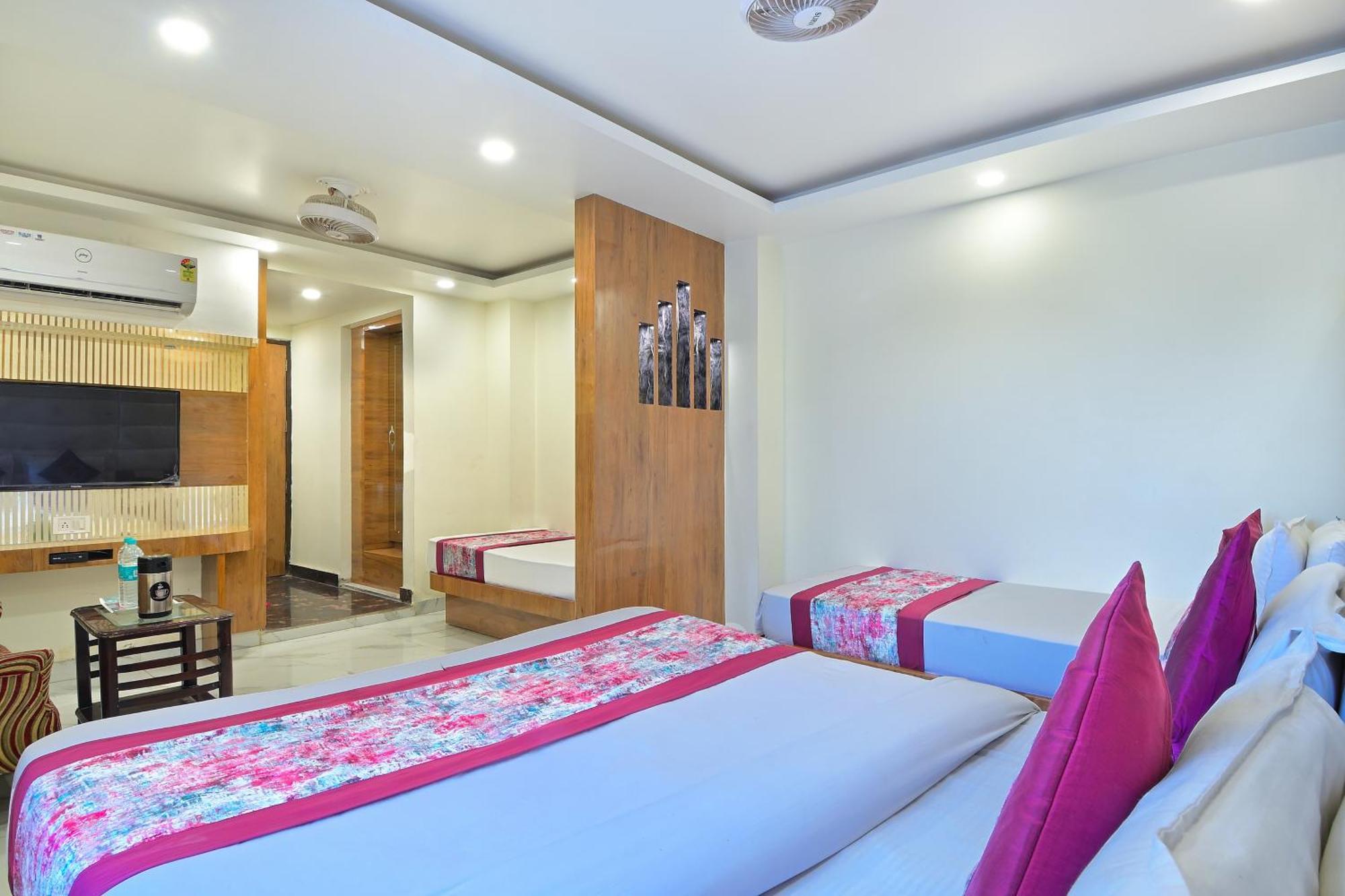 Hotel Glow Inn Paharganj-3 Mins Walk From New Delhi Railway Station Exterior photo