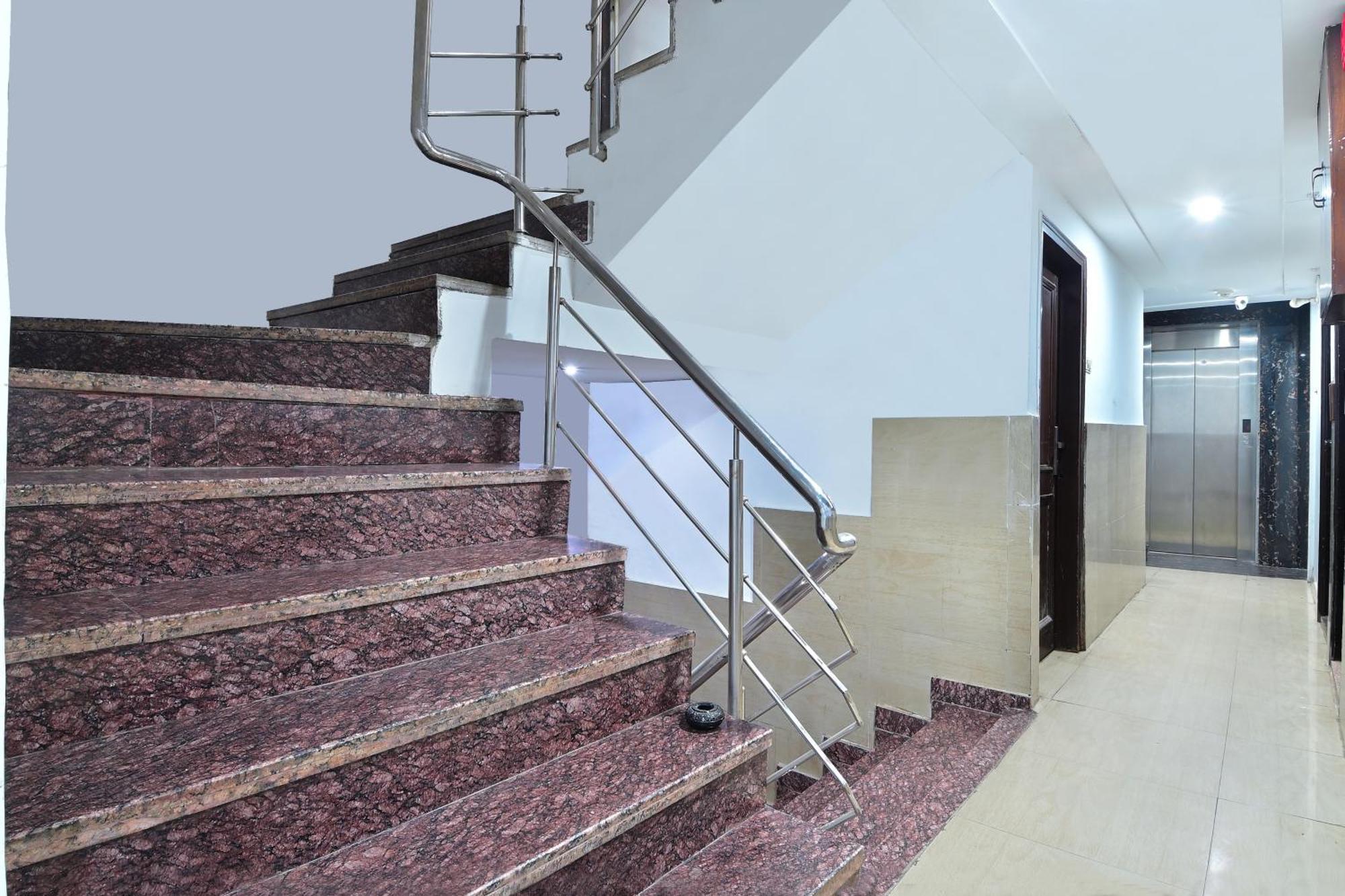 Hotel Glow Inn Paharganj-3 Mins Walk From New Delhi Railway Station Exterior photo