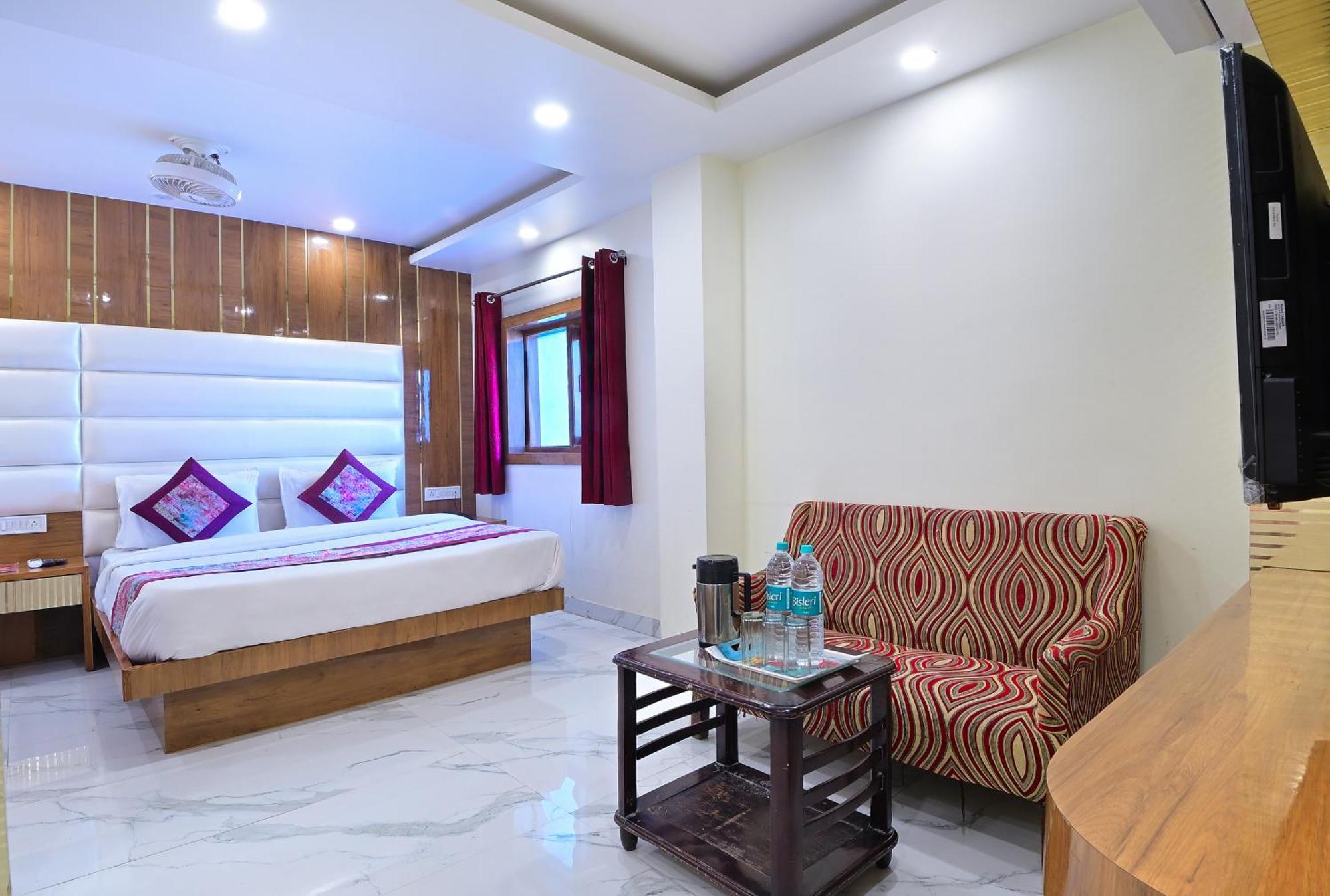 Hotel Glow Inn Paharganj-3 Mins Walk From New Delhi Railway Station Exterior photo